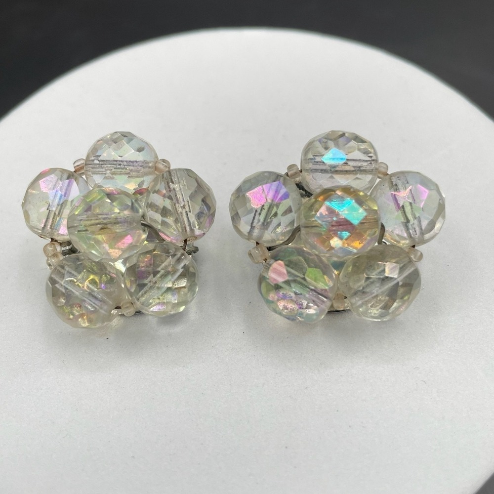 Vintage Aurora Borealis Cluster Earrings Clear Faceted Beads Clip-On Retro Y2K
